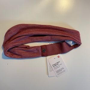 NWT PINK LULULEMON HEADBAND💕